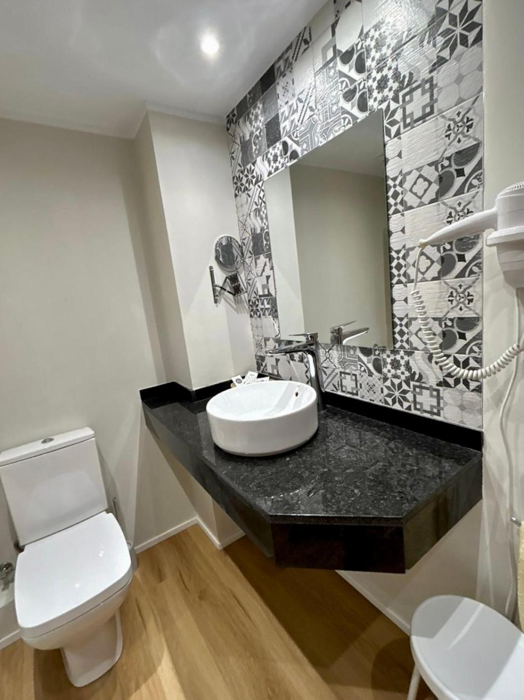 Apartamentos Turisticos Poblado Arinsal Esterno foto