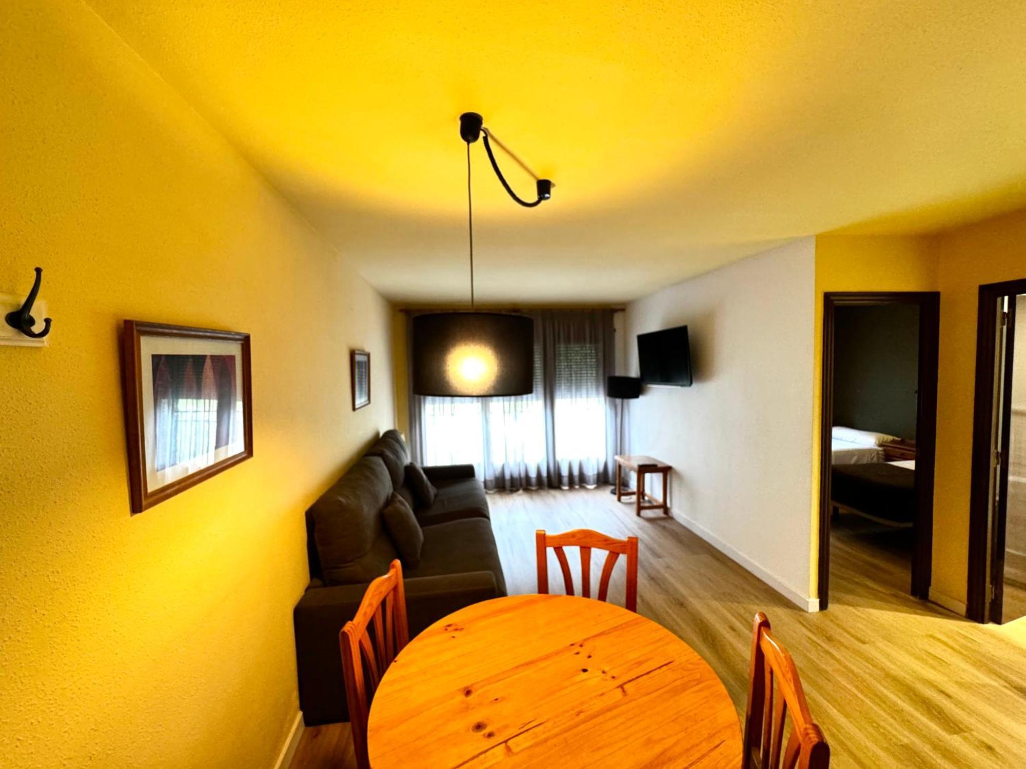 Apartamentos Turisticos Poblado Arinsal Esterno foto