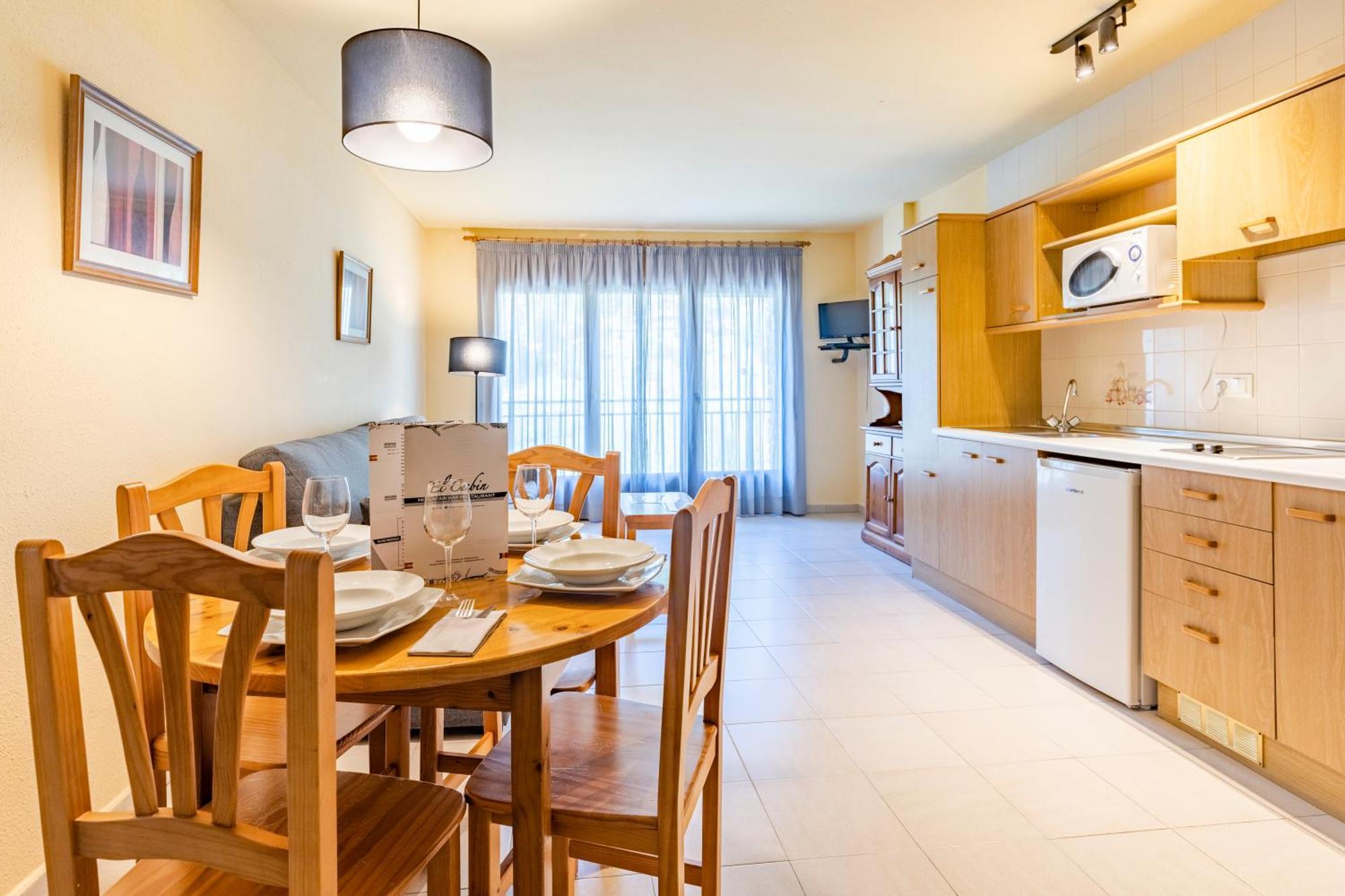 Apartamentos Turisticos Poblado Arinsal Esterno foto