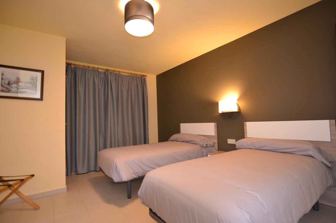 Apartamentos Turisticos Poblado Arinsal Esterno foto