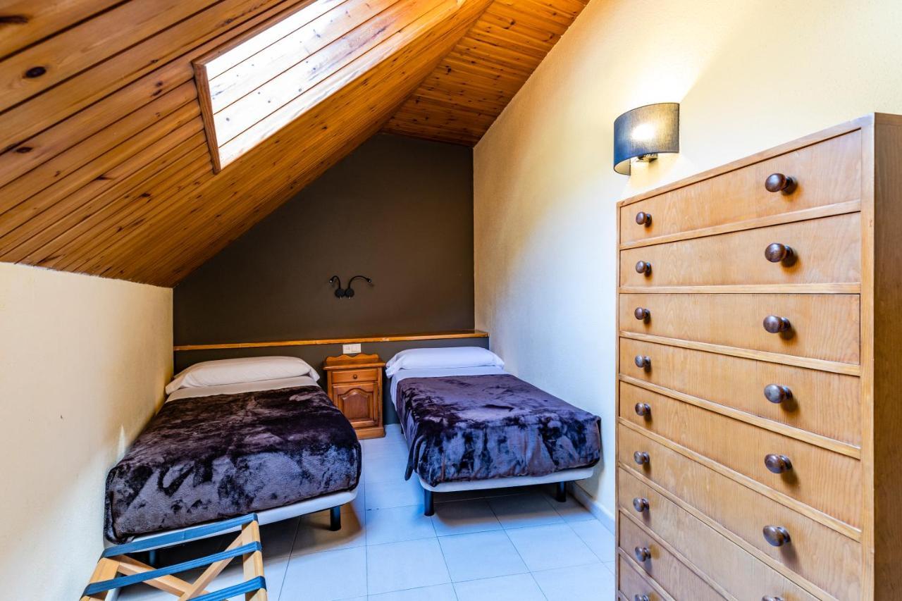 Apartamentos Turisticos Poblado Arinsal Esterno foto